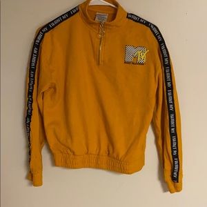 Long sleeve quarter zip crop top